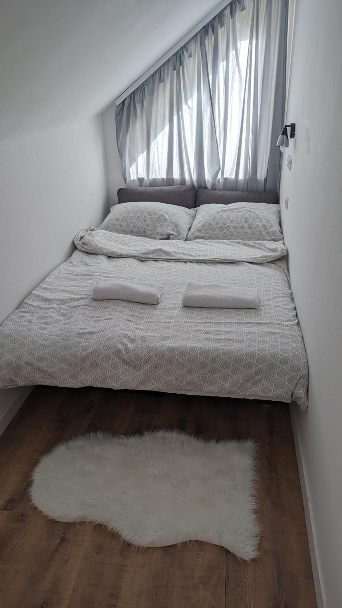 Guest House Gacka Rogic Otocac Ngoại thất bức ảnh