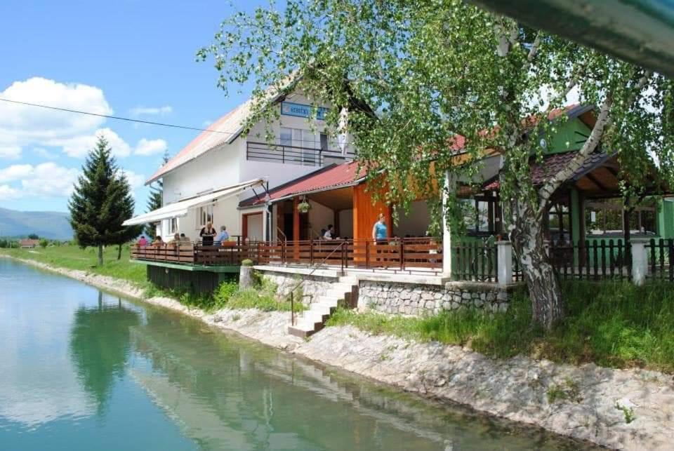 Guest House Gacka Rogic Otocac Ngoại thất bức ảnh